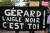 지난 5월 25일 프랑스 툴루즈에서 제라드 드파르디외의 성범죄가 보도된 후 드파르디외를 비판하는 시위가 벌어지고 있다. AFP=연합뉴스