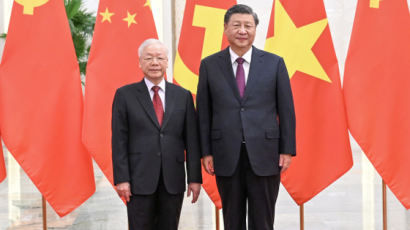 [CMG중국통신] 시진핑 주석, 6년 만에 베트남 국빈 방문…“中과 베트남은 동지”