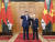 12일 시진핑(왼쪽) 중국 국가주석과 응우옌푸쫑(오른쪽) 베트남공산당 총서기가 회담에 앞서 포즈를 취하고 있다. 신화=연합뉴스