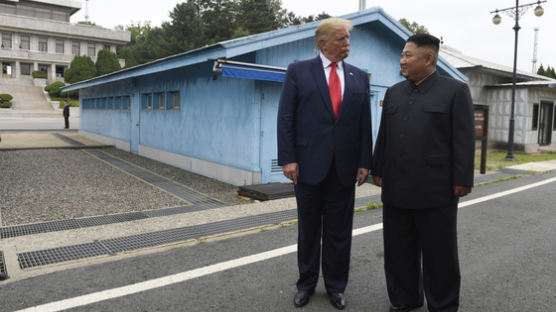 美매체 "트럼프, 북핵 대화 '시간 낭비'로 생각...핵보유 용인 구상"