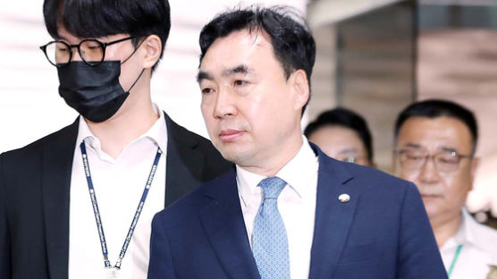 검찰 '민주당 돈봉투' 윤관석에 5년 구형…尹 "제 선거가 아니었다"