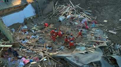 100명 넘게 숨진 간쑤성 지진…"한국 단층도 스트레스 쌓인다"
