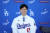 야마모토는 앞서 LA다저스에 입단한 오타니 쇼헤이와 함께 다음 시즌 월드시리즈 우승에 도전한다. AP=연합뉴스
