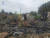 우크라이나 지토미르 지역의 한 마을에서 러시아의 우크라이나 공습으로 파괴된 주거용 주택 현장에서 소방관들이 화재를 진압하고 있다. 사진은 우크라이나 당국이 지난 6월 9일 공개했다. 로이터=연합뉴스 