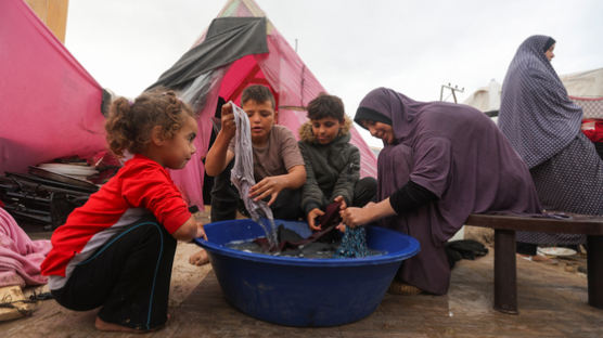 크리스마스에도…가자지구 공습에 하루 새 250명 사망