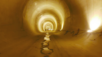 도로엔 자동차, 지하엔 빗물 함께 달린다…첫 복합터널 건설