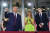 도널드 트럼프 전 미국 대통령(왼쪽부터)과 부인 멜라니아 트럼프, 막내아들 배런 트럼프. AP=연합뉴스