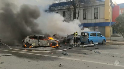 러 대규모 공습에 우크라 반격…"집속탄에 민간인 21명 숨졌다"