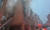 지난 30일 울산의 한 빌라 원룸에서 불이 나 소방대원들이 화재를 진압하고 있다. 사진 울산소방본부=연합뉴스