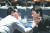 황정민(왼쪽부터)과 정우성이 '서울의 봄'에 앞서 호흡 맞춘 영화 '아수라'(사진). 이 영화에서 황정민은 유능한 시장이란 신분 뒤에 부패한 민낯을 감춘 야누스적 정치인을 연기했다. 사진 CJ 엔터테인먼트 