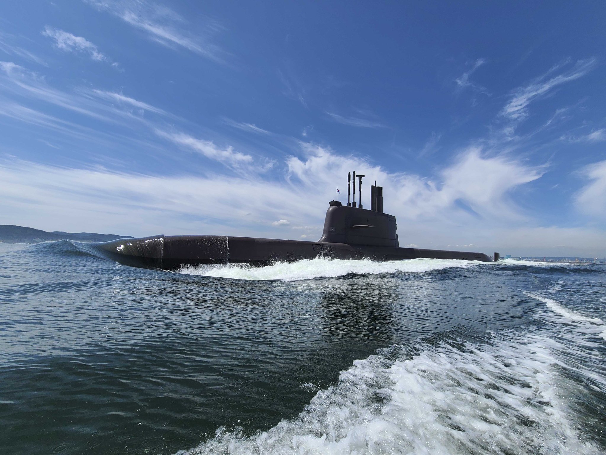  해군이 대한민국 해군 최초의 여군 잠수함 승조원이 탄생했다고 5일 밝혔다. 도산안창호함 모습. 사진 해군