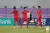 축구대표팀 2선 공격수 이재성(왼쪽 두 번째)이 이라크와의 A매치 평가전에서 전반 40분 선제골을 넣은 뒤 동료들과 기쁨을 나누고 있다. 사진 대한축구협회