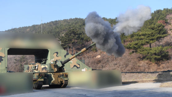 '대사변' 협박한 김정은 사흘 연속 포격…연초 군사행동 나선 北속내는
