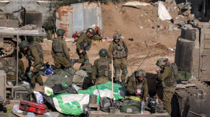 "저강도 전쟁 전환" 이스라엘 헤즈볼라·하마스 고위인사 공격, 확전 위기는 여전