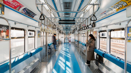 혼잡도 193% 쇼크…서울 출퇴근 '의자 없는 지하철' 달린다