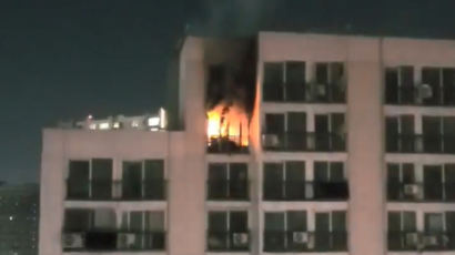 한밤 서울 강서구 아파트서 불…91명 대피
