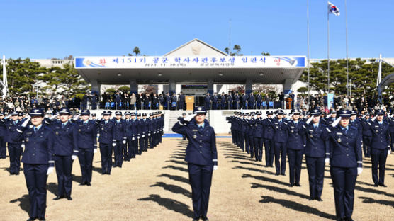 장기복무 장교, 결격사유 없으면 '소령 진급'…50세까지 근무