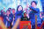 라이칭더 대만 민진당 총통 선거 후보가 지난해 12월 타이베이에서 열린 유세에서 차이잉원 총통과 함께한 영상 앞에서 연설하고 있다. 로이터=연합뉴스