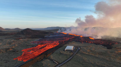 한 달 만에 또 아이슬란드 화산 폭발…인명 피해 없어