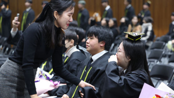 초등교는 주차장, 교대생은 줄자퇴…농촌 아닌 서울이 이렇다 [저출산이 뒤바꾼 대한민국]