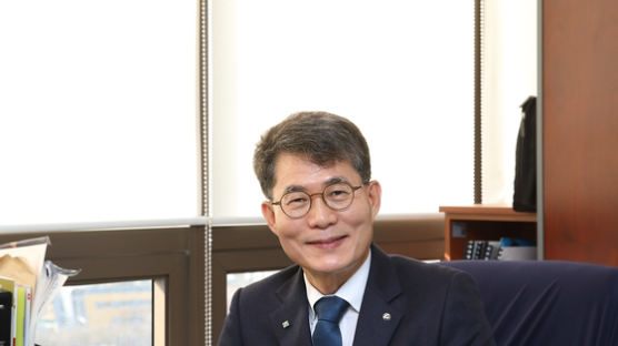 [2024 고객이 가장 추천하는 브랜드 대상] 전문 손해사정 법인으로 철탑산업훈장도 받아