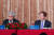 지난 18일 (현지시간) 마크 리우(오른쪽) TSMC 회장이 실적발표 후 기자회견을 하고 있다. AFP=연합뉴스