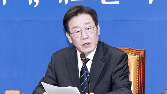“윤석열 당무개입, 법적 조치”…尹·한동훈 균열 파고드는 민주당