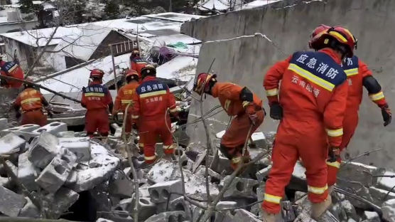 中윈난성 소수민족지역 산사태…47명 매몰, 9명 숨진 채 발견 