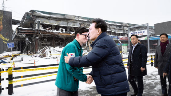 윤·한 충돌 이틀만에 ‘봉합열차’