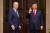 조 바이든(왼쪽) 미국 대통령과 시진핑 중국 국가주석이 2023년 11월15일 캘리포니아 우드사이드 회담장에 들어가고 있다. 로이터, 연합뉴스