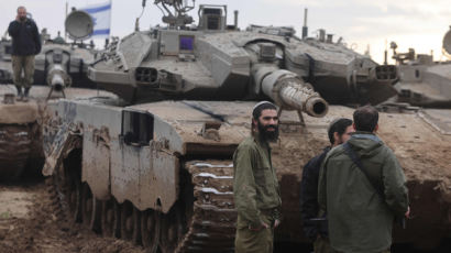 "민간인 사상자 줄이라"…美, 이스라엘에 '무기 제공 중지' 카드 검토