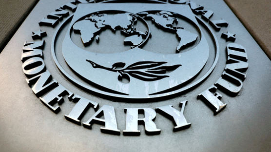 IMF, 한국 올 경제성장률 2.3%로 상향…정부 전망보다 높아