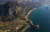 산방산과 용머리해안. 원래는 하나로 연결돼 있었던 걸 알 수 있다. 권혁재 사진전문기자