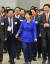 2016년 3월 10일, 박근혜 당시 대통령이 대구 EXCO에서 열린 2016 대구 국제섬유박람회에 참석 부스를 둘러보고 있다. 청와대사진기자단