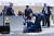 2023년 6월 1일 미 공군사관학교 졸업식에 참석한 자리에서 넘어진 조 바이든 대통령을 백악관 관계자들이 달려와 일으켜세우고 있다. 해당 사진은 AFP통신사의 '올해의 사진' 중 하나로 선정됐다. AFP=연합뉴스