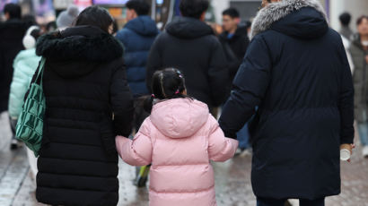 "칼퇴 후 집안일 한다"…가사·육아에 적극적인 '요즘아빠' 뜬다 