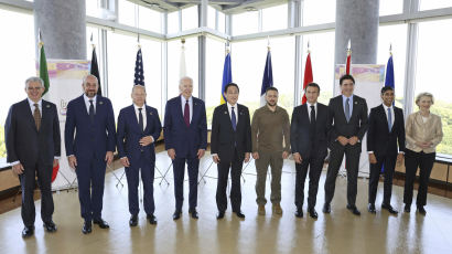 “G7 정상들, 북한의 러시아 무기 제공 규탄 공동성명 낸다”