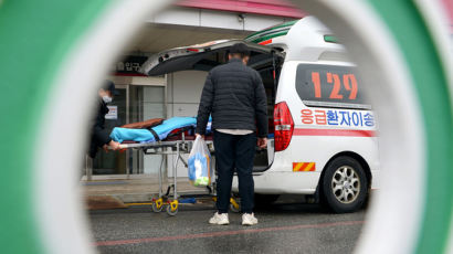 전공의 복귀 권고한 교수 "MZ의사, 정부를 강압적으로 느낄 것"