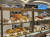 신세계백화점 스위트파크는 국내외 43개 빵, 제과, 디저트 브랜드를 망라한다. 사진 신세계백화점