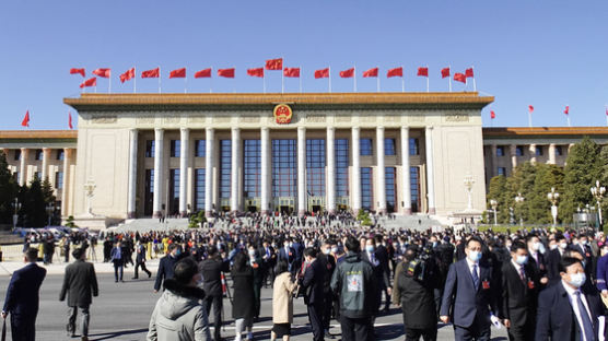 양회 앞두고 잠잠한 中…존재감 사라진 총리, 시진핑 직접 나섰다