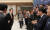 지난해 11월 27일 윤석열 대통령이 용산 대통령실에서 열린 국가과학기술자문회의 오찬 간담회에서 참석자들과 인사를 하고 있다. 중앙포토 
