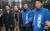홍영표 더불어민주당 의원(왼쪽에서 두 번째)이 지난 28일 오후 서울 성동구 왕십리역 광장에서  송갑석 더불어민주당 의원(왼쪽부터), 임종석 전 대통령비서실장, 윤영찬 더불어민주당 의원과 함께 서있다. 뉴스1