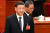 지난해 양회에서 시진핑 주석 뒤로 리창 총리가 지나고 있다. AFP=연합뉴스