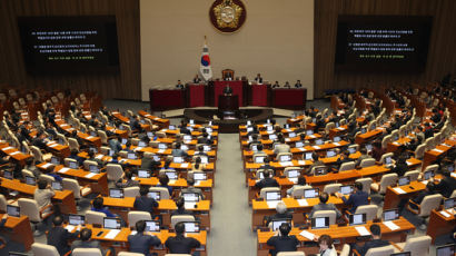 서울 -1석, 인천·경기 +1석씩…선거구 11개월 지각 확정
