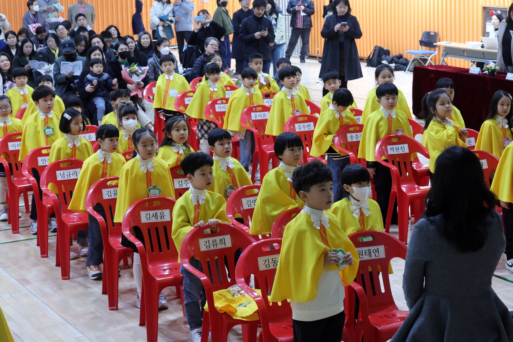 4일 오후 서울 광진구 성자초등학교에서 입학식이 진행되고 있다. 장진영 기자