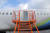 지난 1월 7일(현지시간) 미국 오리건주 포틀랜드에서 미국 교통안전위원회(NTSB)가 사고 여객기를 조사하고 중, 알래스카 항공 1282편 보잉 737-9 MAX의 사고 부위인 도어 플러그가 보이고 있다. 로이터=연합뉴스