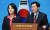 김용태 전 의원과 김현아 전 의원이 5일 오전 국회 소통관에서 제22대 총선 고양정 출마선언 기자회견을 하고 있다. 연합뉴스