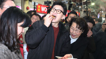 고향 충청 이틀째 찾은 한동훈 "저 여기 살 때는 말 느렸어요"