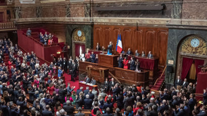 프랑스, 세계 최초로 헌법에 '낙태 자유' 명시…"전세계에 보내는 메시지"