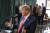 지난 1월 31일(현지시간) 도널드 트럼프 전 미국 대통령이 워싱턴 DC에서 연설하는 모습을 선거 캠프 관계자들이 뒤에서 지켜보고 있다. 왼쪽에서 두 번째부터 댄 스카비노, 브라이언 잭, 나탈리 하프, 수지 와일즈. AP=연합뉴스  